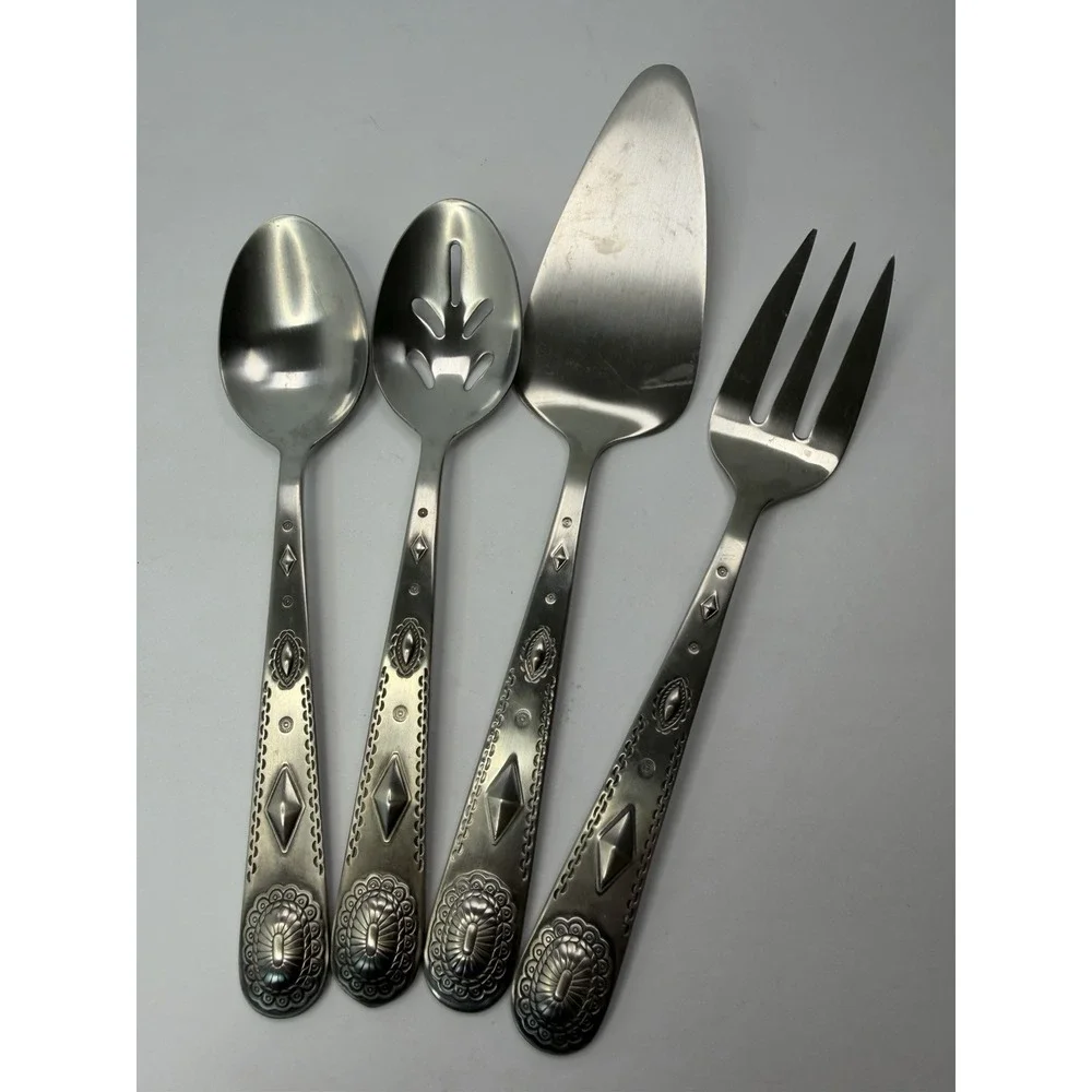 Wallace Stainless Taos Flatware 4 Serving Pieces Southwest Meat Fork Spoons